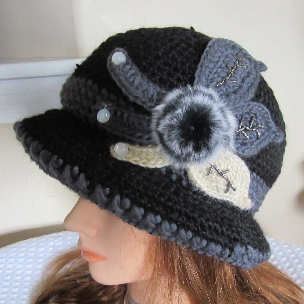 Knit Hat - Felt Lining